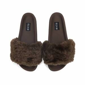 NEW ROAM women's cloud sliders in taupe